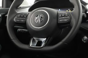 MG 5 - 2025