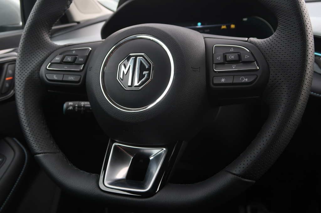 MG 5