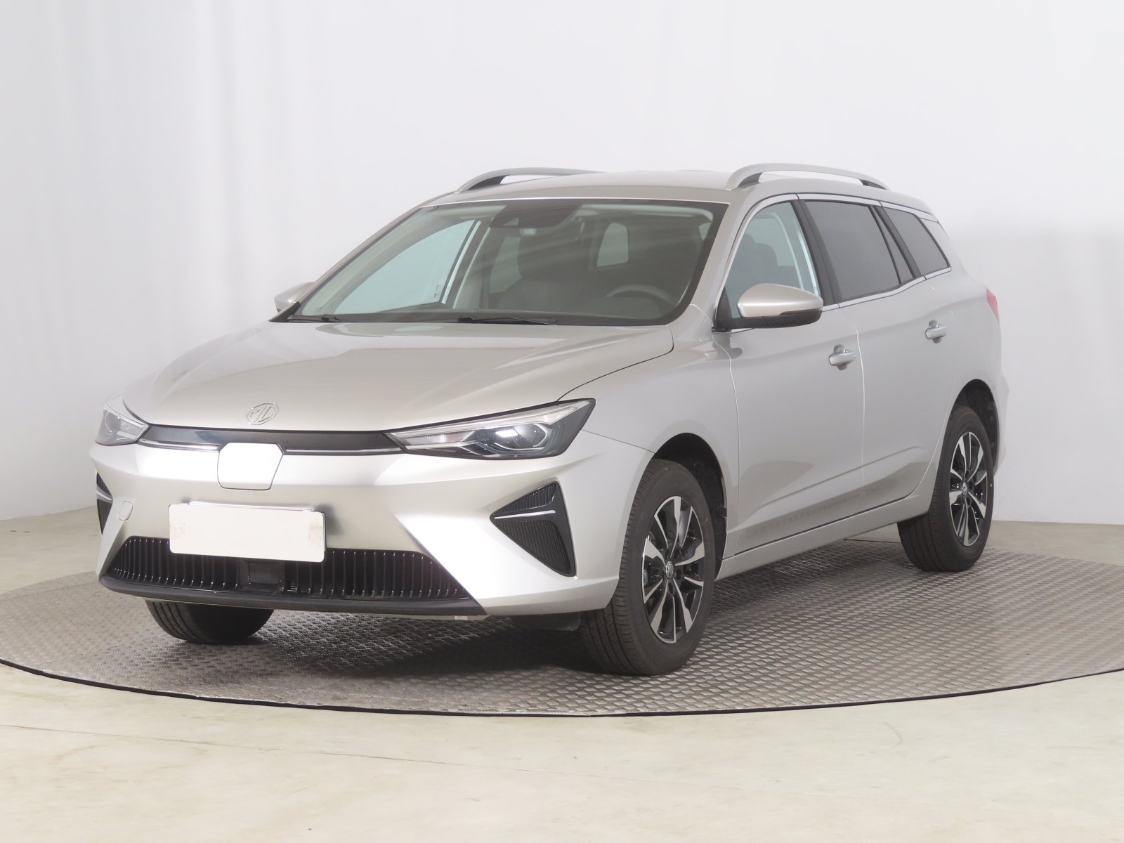 MG 5 - 2025