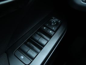 Toyota C-HR - 2024