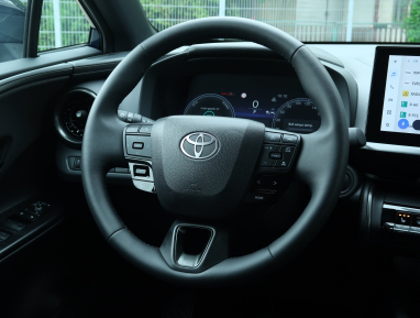 Toyota C-HR - 2024