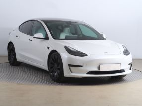 Tesla Model 3 - 2021