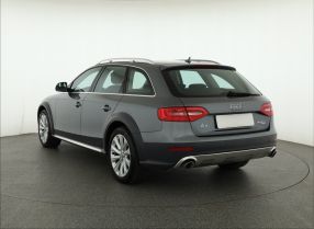 Audi Allroad A4 - 2013