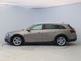 Opel Insignia - 2013