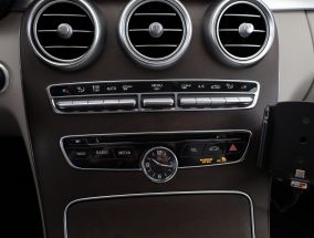 Mercedes-Benz C - 2015