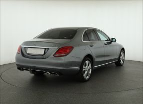 Mercedes-Benz C - 2015