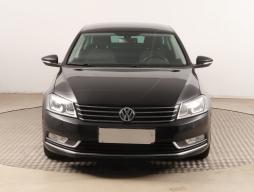 Volkswagen Passat 2012