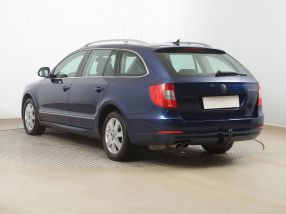 Skoda Superb - 2010