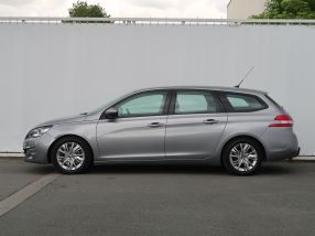Peugeot 308 - 2016