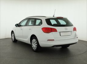Opel Astra - 2014