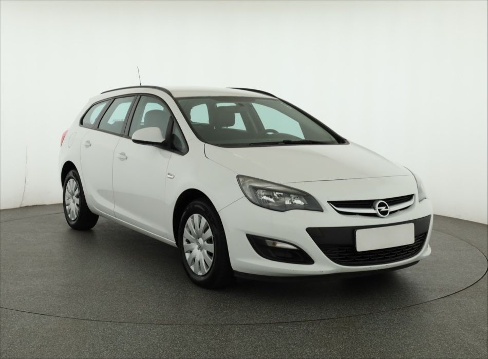 Opel Astra - 2014