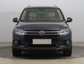 Volkswagen Tiguan - 2012