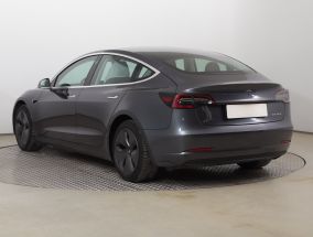 Tesla Model 3 - 2020