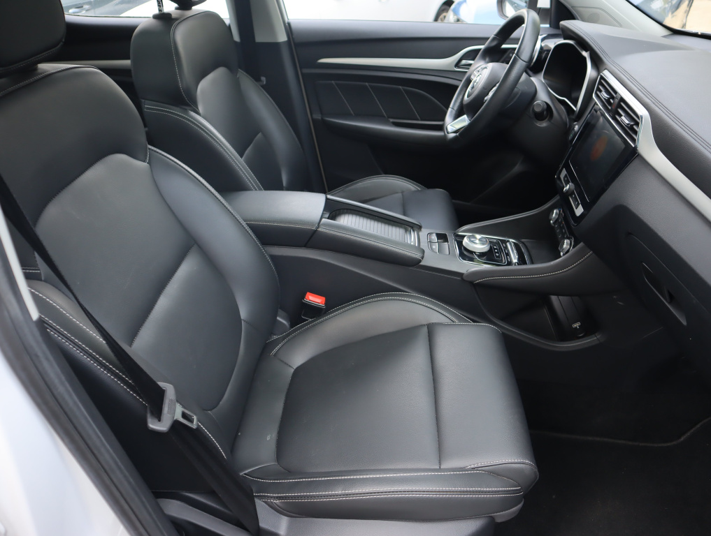 MG ZS SUV