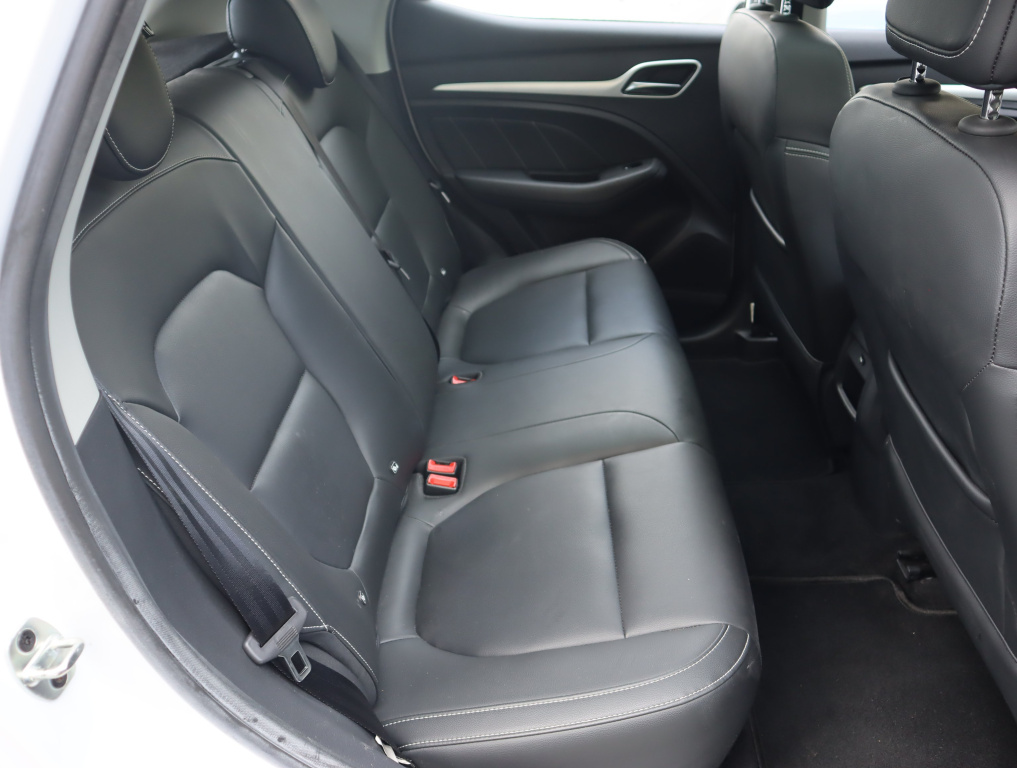 MG ZS SUV