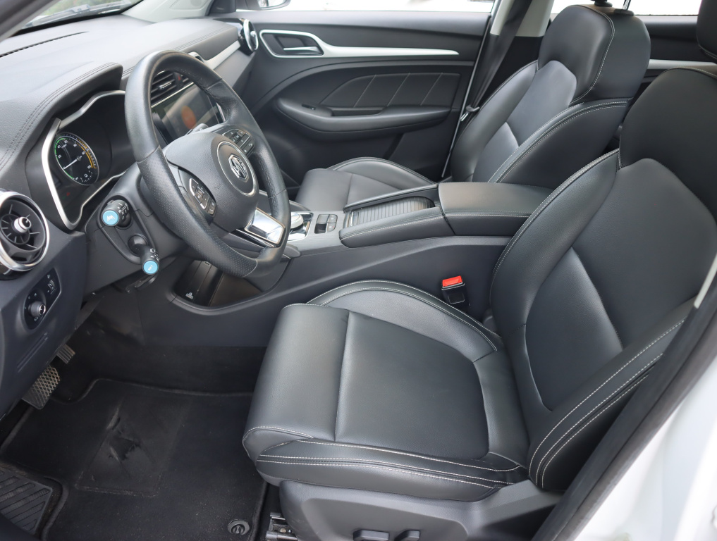 MG ZS SUV