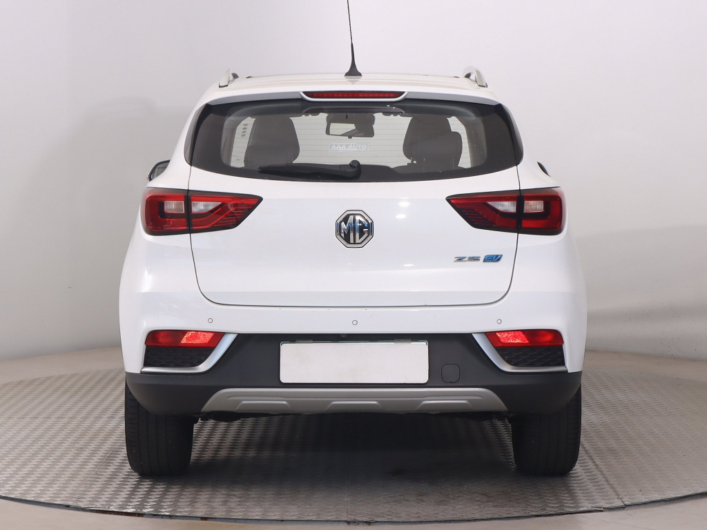 MG ZS SUV