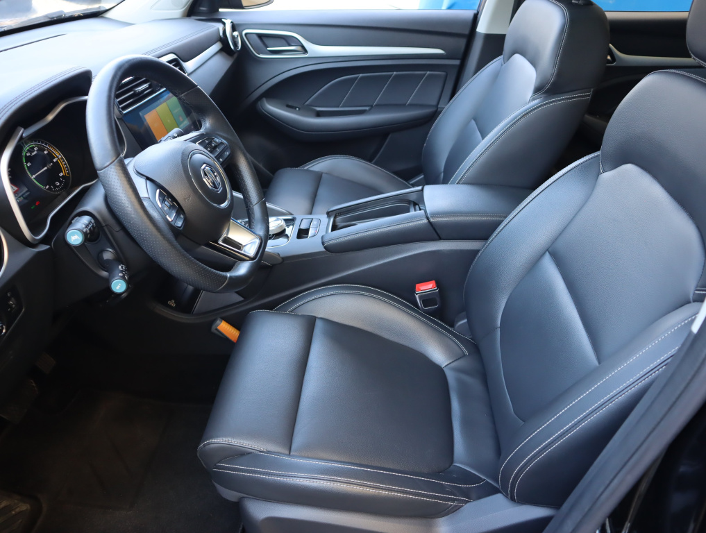 MG ZS SUV