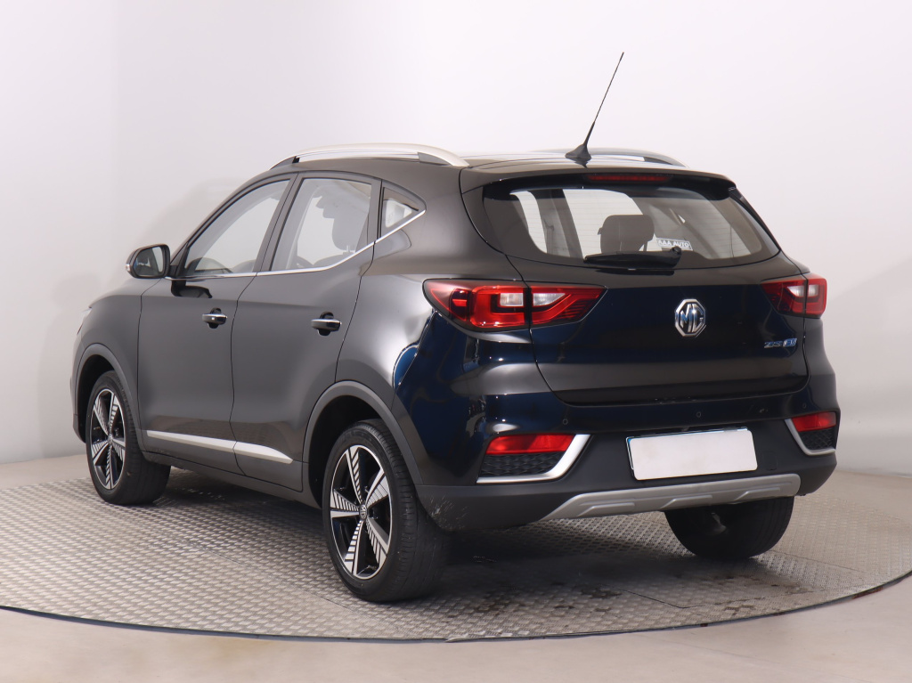 MG ZS SUV