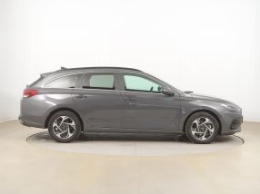 Hyundai i30 - 2025