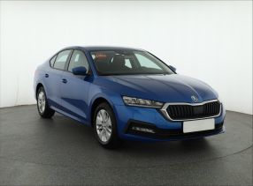 Škoda Octavia - 2023
