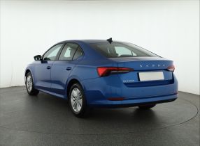 Škoda Octavia - 2023