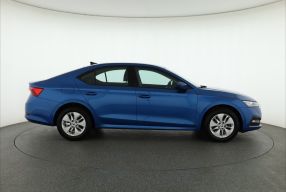Škoda Octavia - 2023