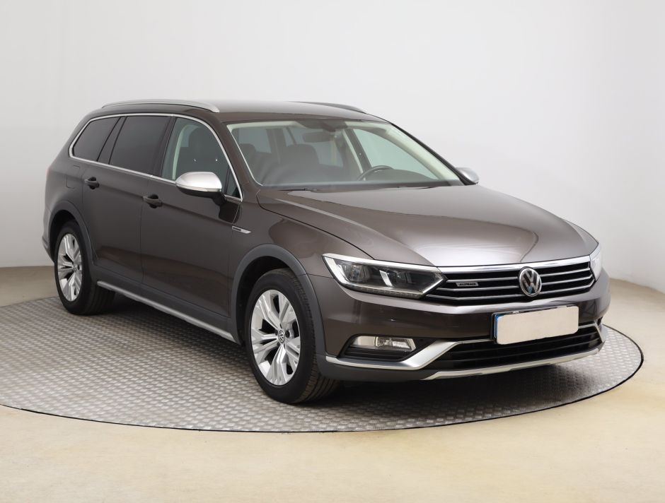 Volkswagen Passat - 2016
