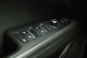 Alfa Romeo Stelvio - 2017