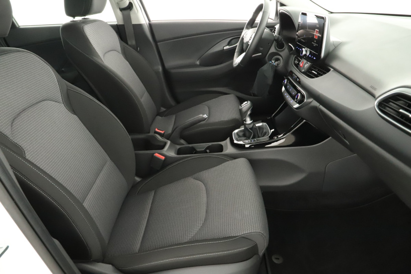 Hyundai i30, 2025