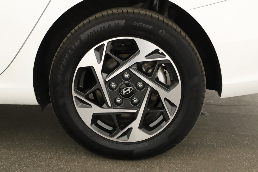 Hyundai i30, 2025