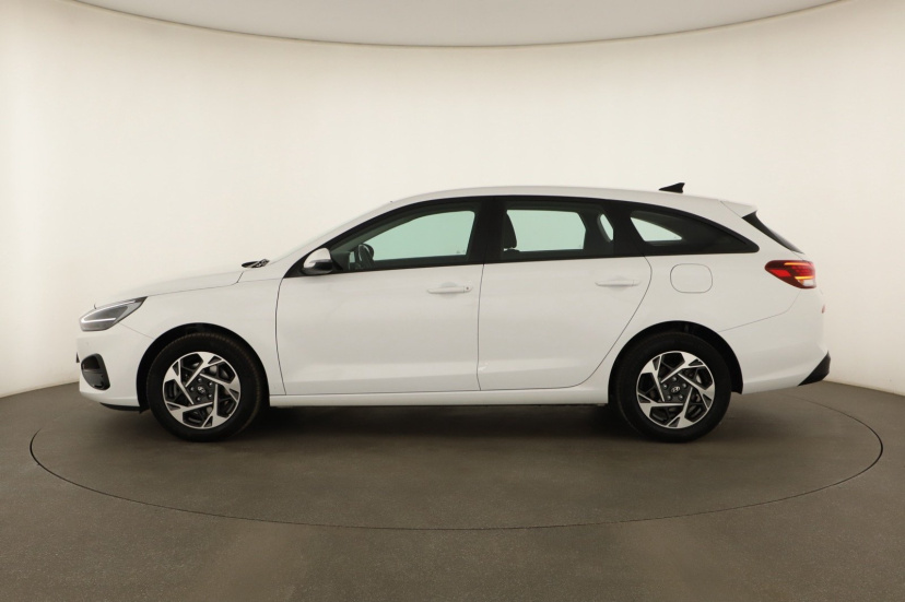 Hyundai i30, 2025