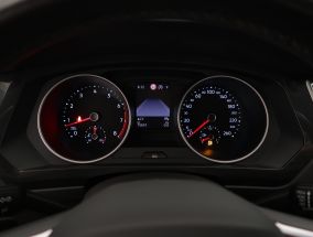Volkswagen Tiguan - 2020