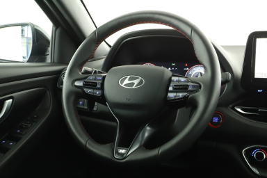 Hyundai i30 - 2025