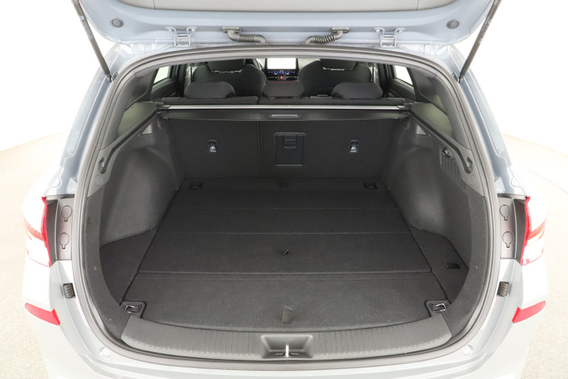 Hyundai i30, 2025