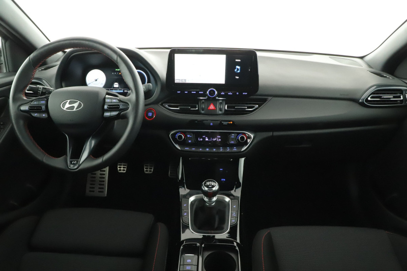 Hyundai i30, 2025