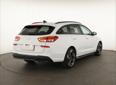 Hyundai i30 - 2025