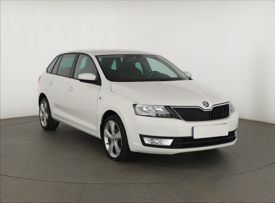 Skoda Rapid Spaceback - 2014