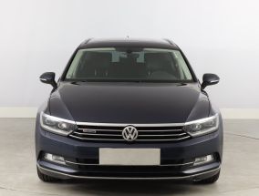 Volkswagen Passat - 2015