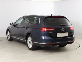 Volkswagen Passat - 2015