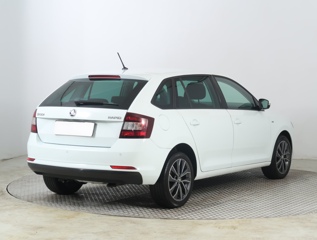 Škoda Rapid
