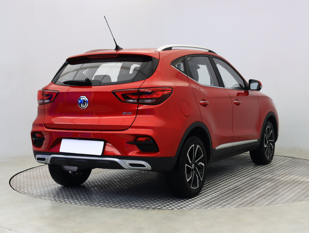 MG ZS SUV