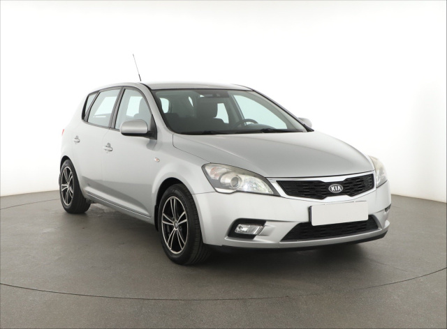 Kia Ceed 2011