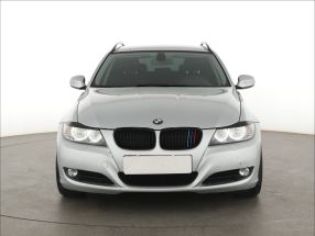 BMW 3 - 2009