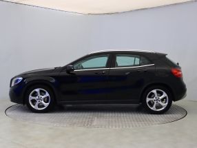 Mercedes-Benz GLA - 2019