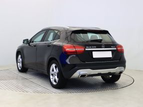 Mercedes-Benz GLA - 2019