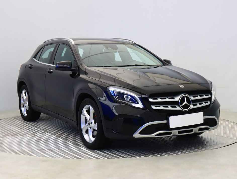 Mercedes-Benz GLA - 2019