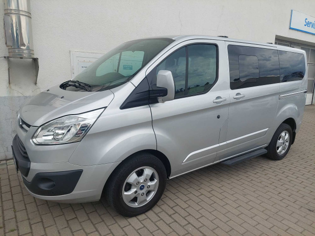 Ford Tourneo Custom 2017