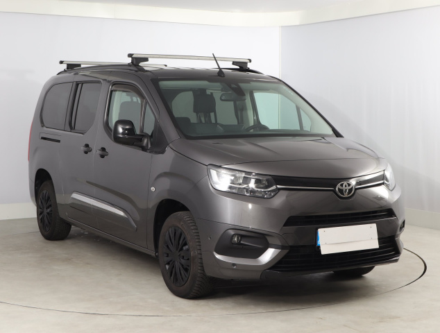Toyota Proace City Verso 2024