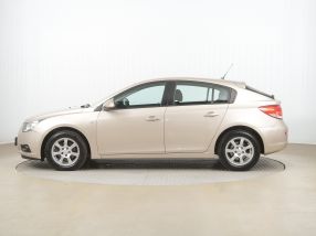 Chevrolet Cruze - 2012
